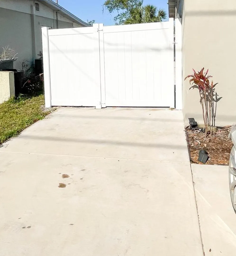 Beautiful Room In Prime Location Pinellas Park United States
