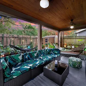 Zen Jungle House By Busch Gardens Sleeps 12 With Outdoor Games & Detached Play Space! Tampa